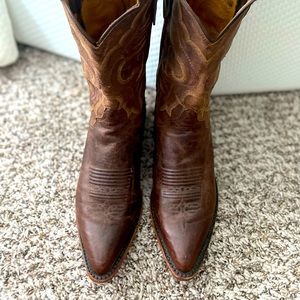 Women’s Justin’s, size 9.5